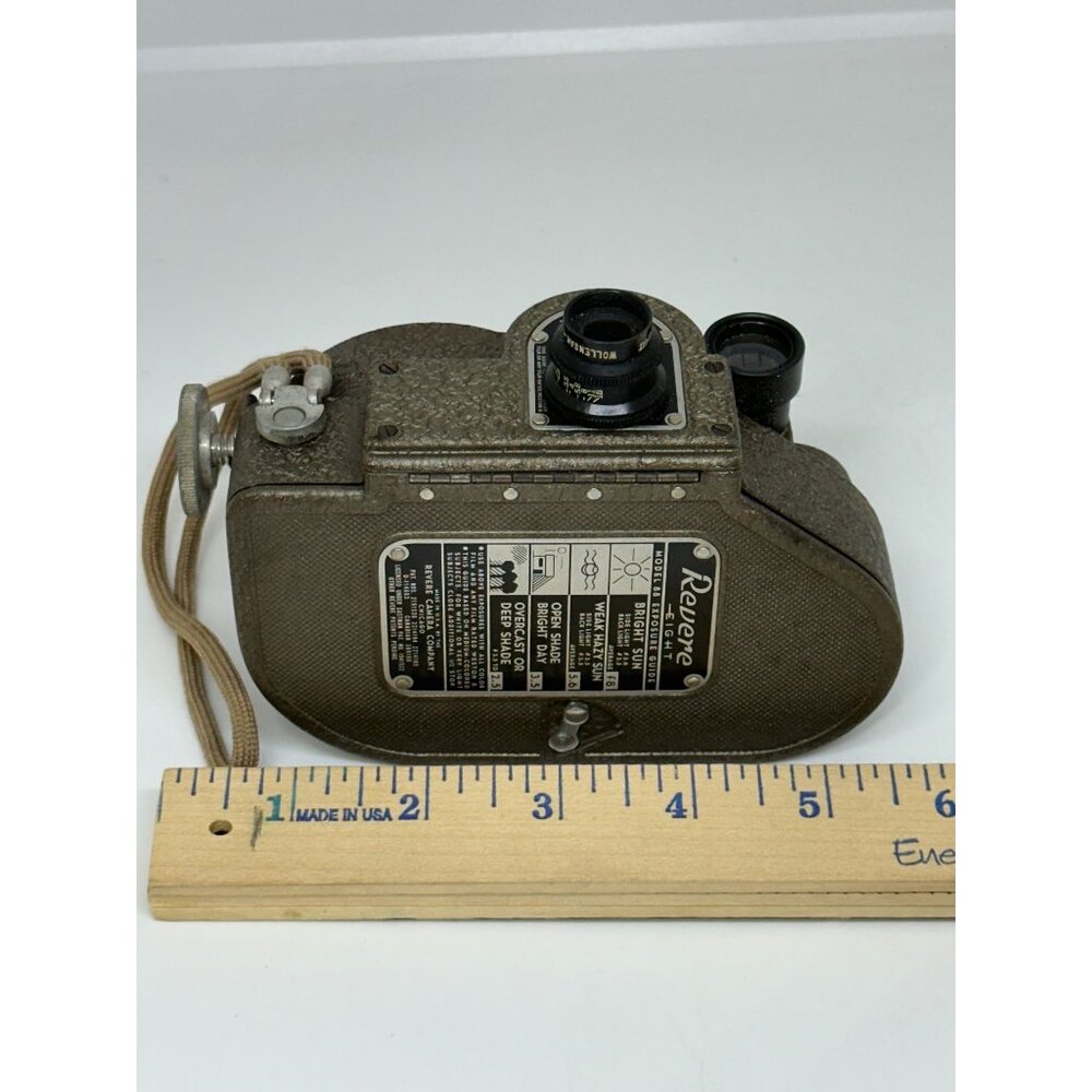 VTG 1940 Revere Eight Model 88 8mm Movie Turret Cine Camera Film Collectible USA - Picture 8 of 10